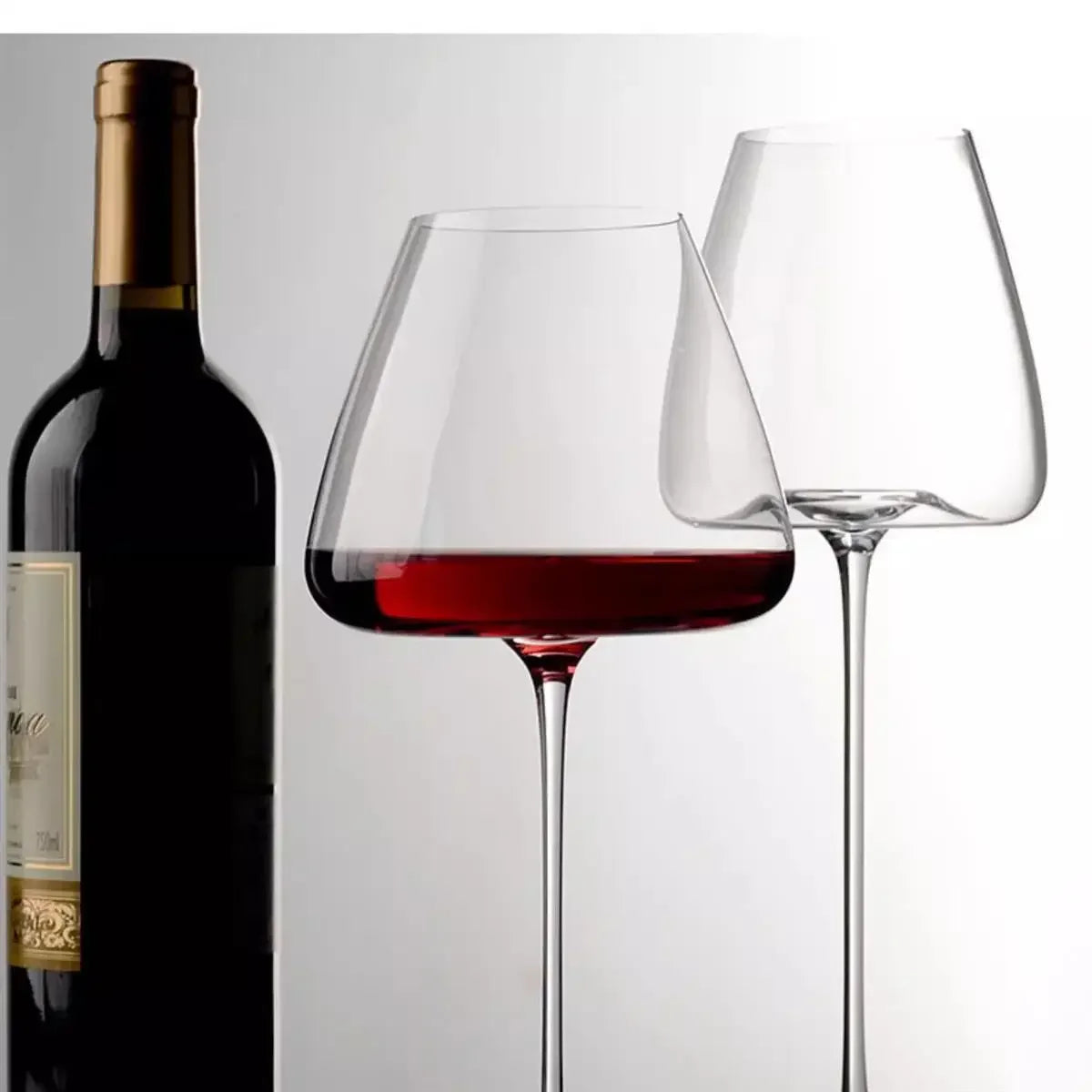720ml Crystal Burgundy Wine Glass Stemware, Luxury Modern Fluted Design, Dishwasher Safe Elegant Home Use Gift for Wine Tasting
