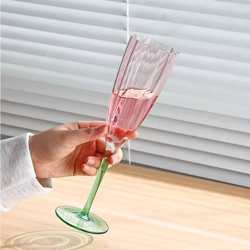 Glass Wine Glass Tall Champagne Glass Table Decor Party Wine Set Luxury Dining Room Kitchen Tableware Accessories Petal Shape