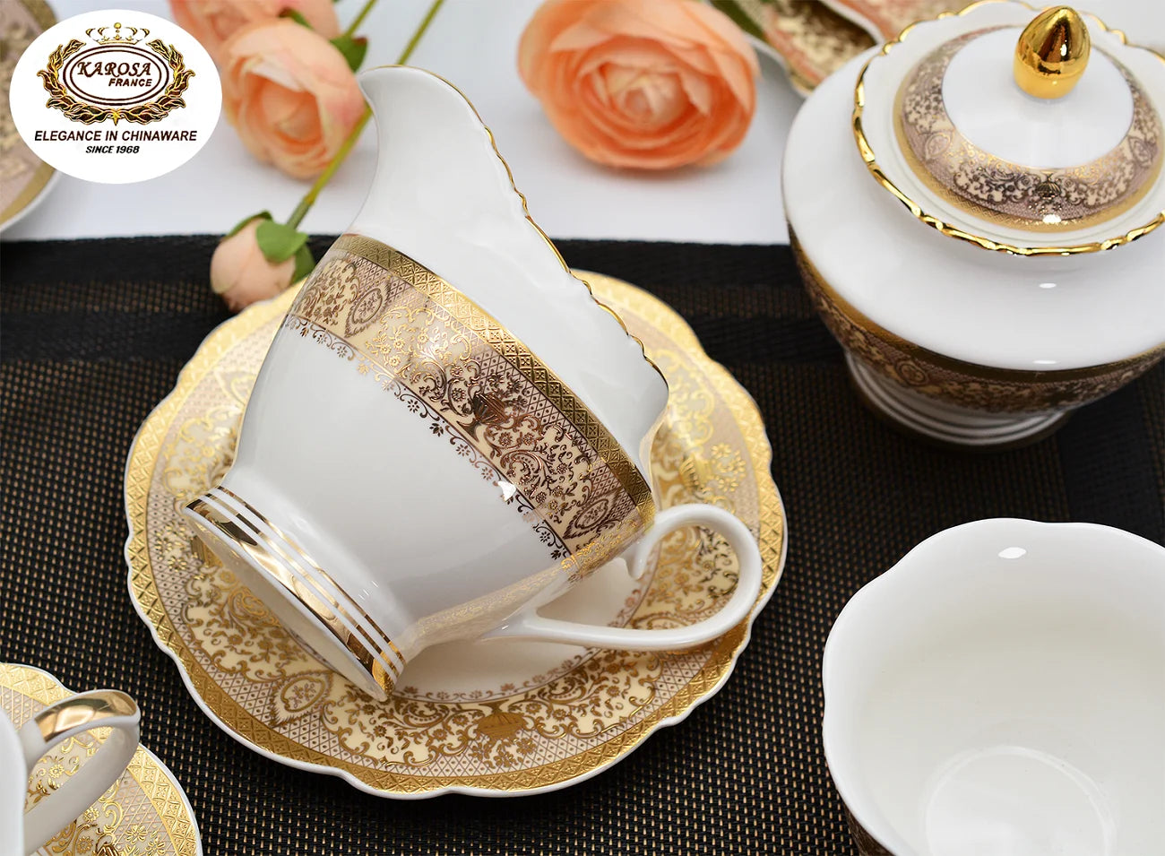 شكل عصري جديد لمجموعة عشاء من الخزف العظمي مزخرفة بالذهب من الطراز الألماني