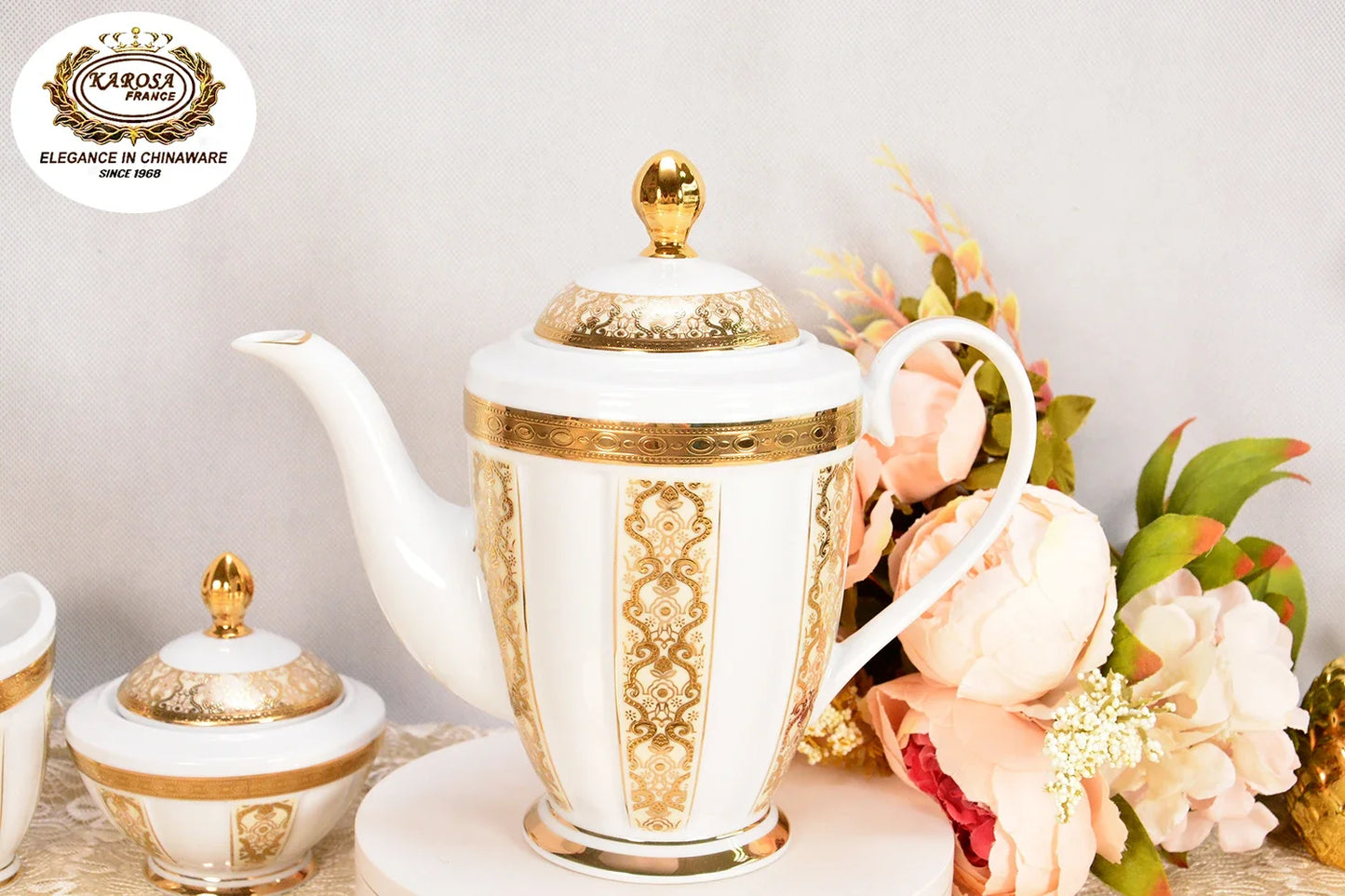 Luxury Gold Rim Ceramic Plates Sets China Porcelain Gold Dinner Set Royal Tableware Gold Tableware