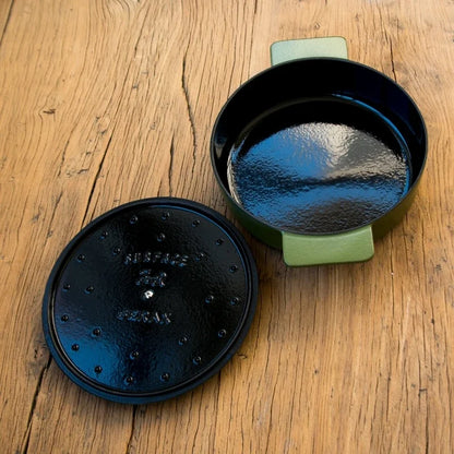 Nordic Cast Iron Enamel Pan 23-26cm - Uncoated Cookware for Soup, Stew & Seafood