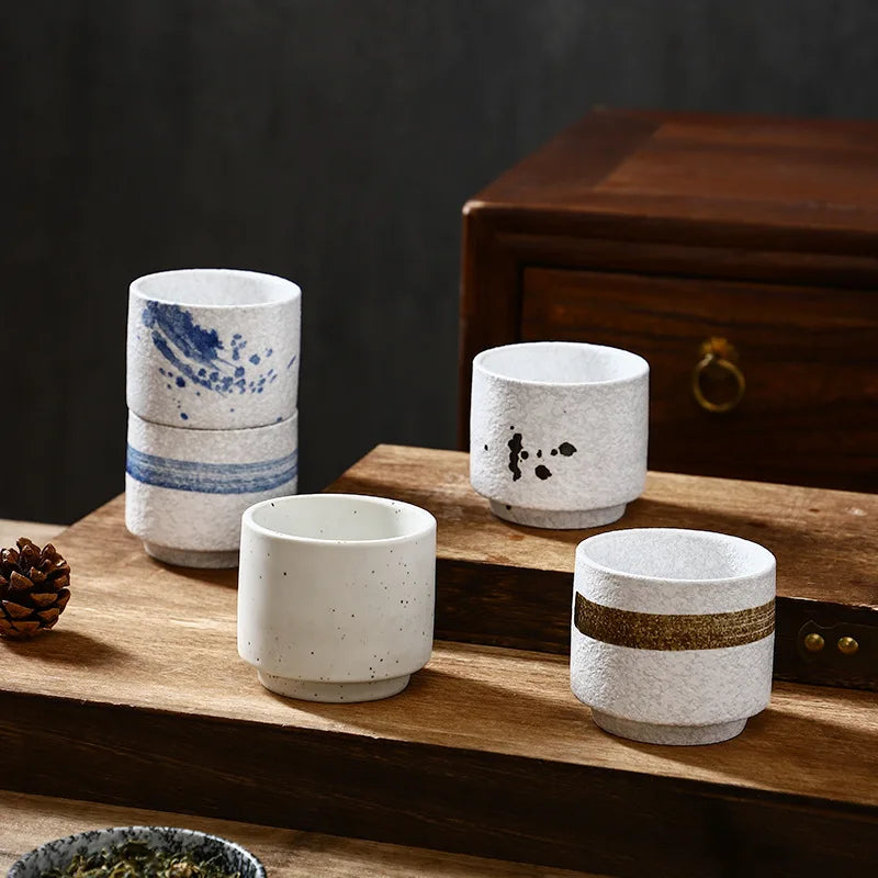 Aesthetic Japanese Ceramic Mugs Short Handy Water Cups Teacup Sushi Table Items Beauty Antique Art Drinkware Kitchen Utensils