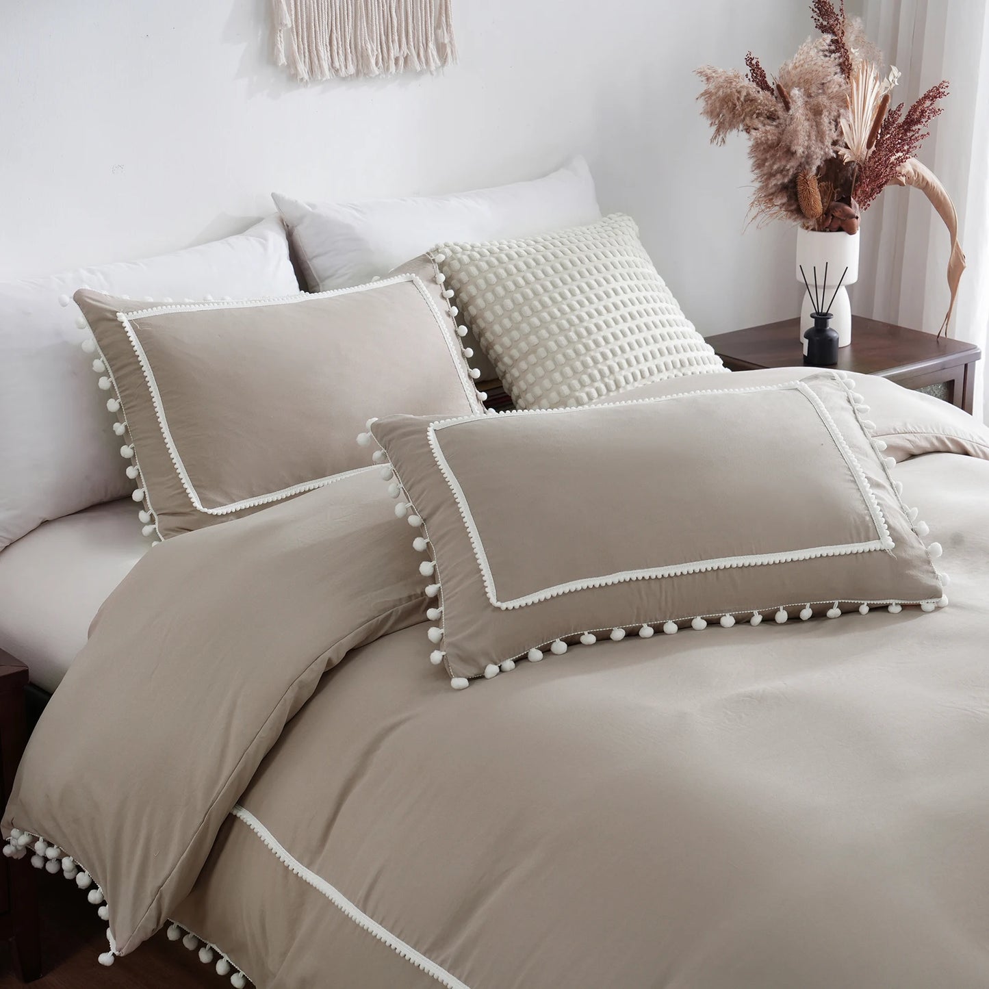 3PCS Khaki Duvet Cover Set Ball Comforter Cover Geometric Line Bed set soft lightweight Down Bedding Set for All season